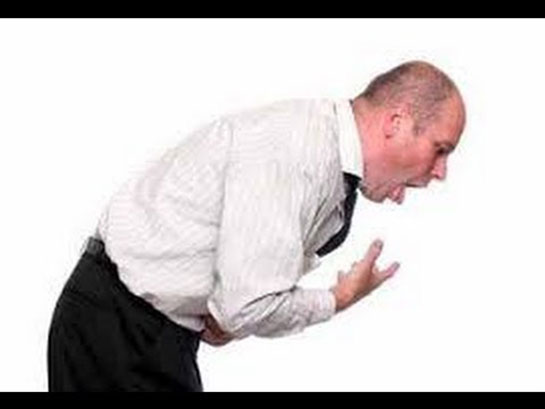 Ağız Dolusu Kusmak Abdesti Bozar mı?